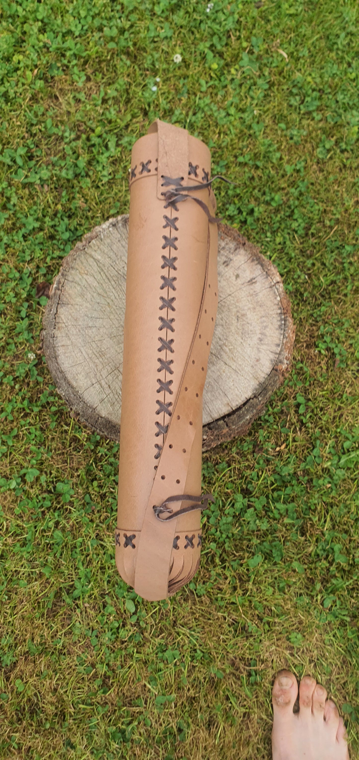 Patterned leather tube quiver - Multiple leather colours available