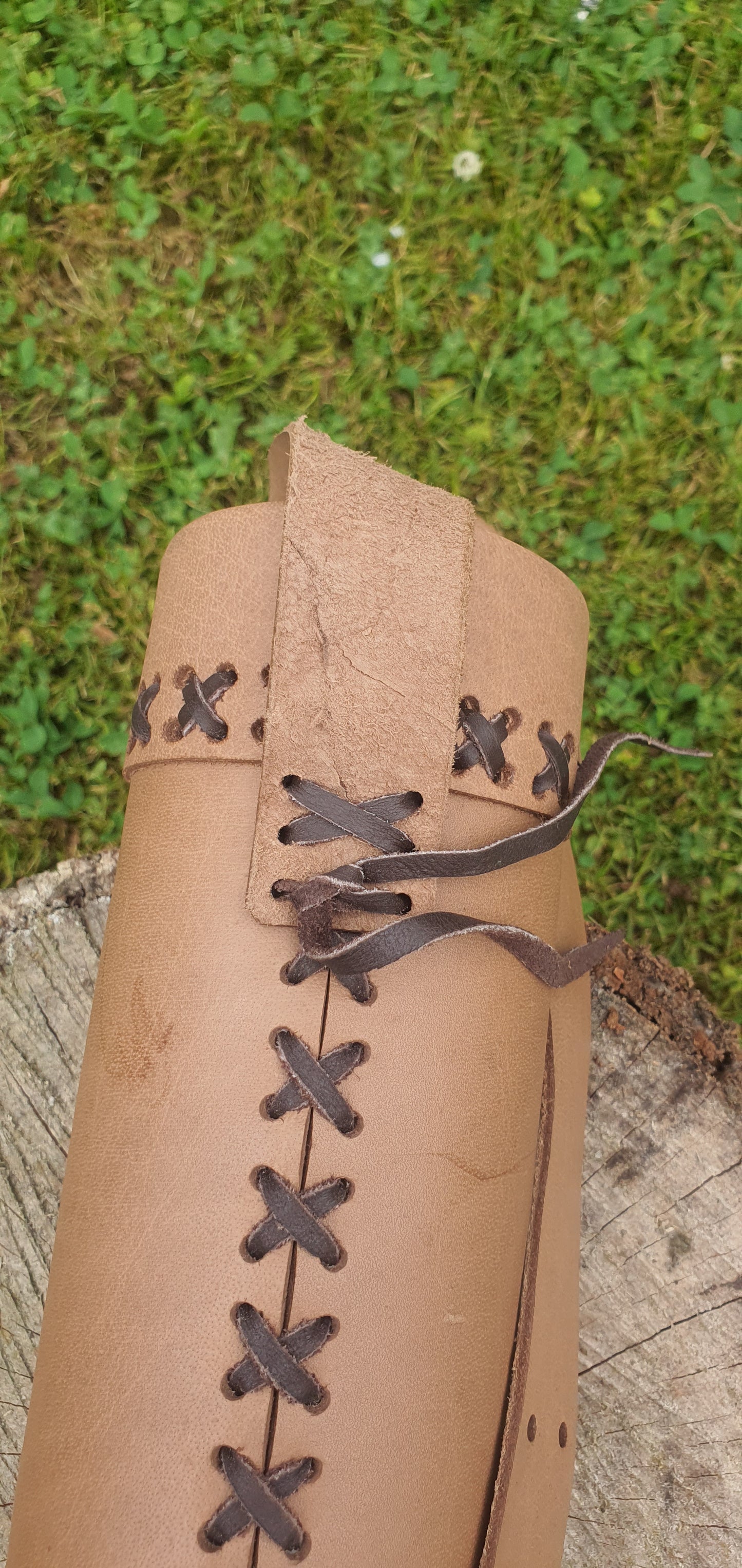 Patterned leather tube quiver - Multiple leather colours available