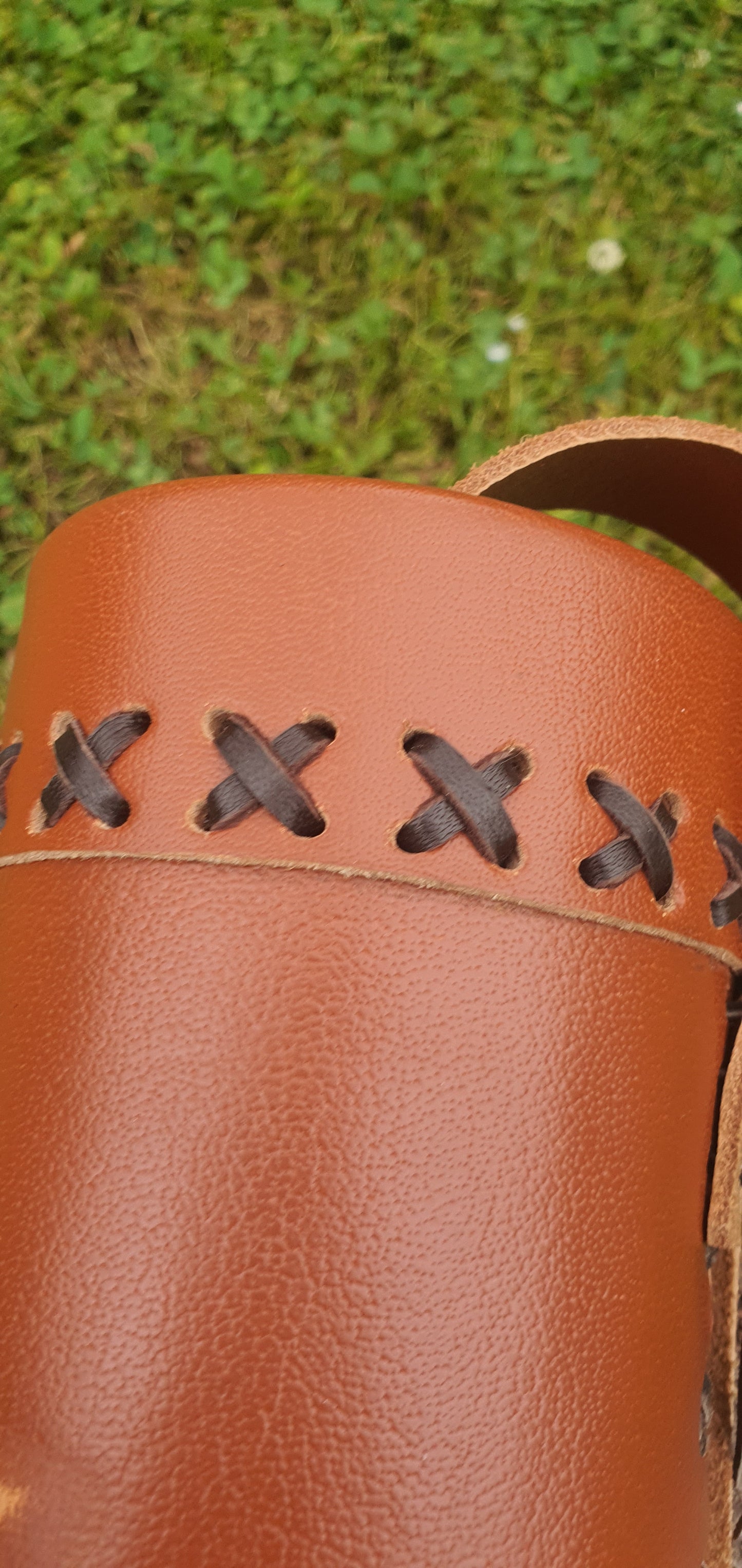 Patterned leather tube quiver - Multiple leather colours available