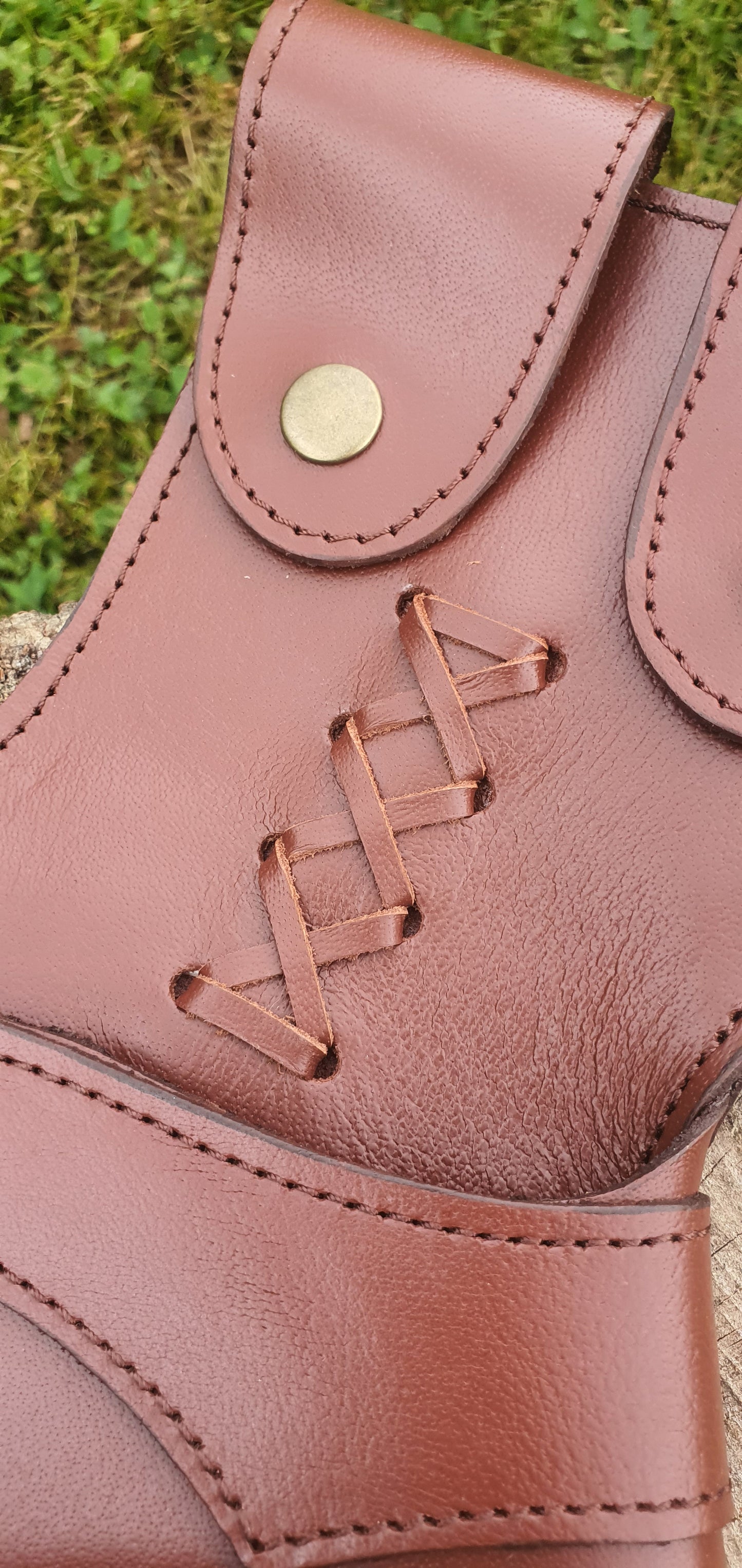 Holster style leather quiver