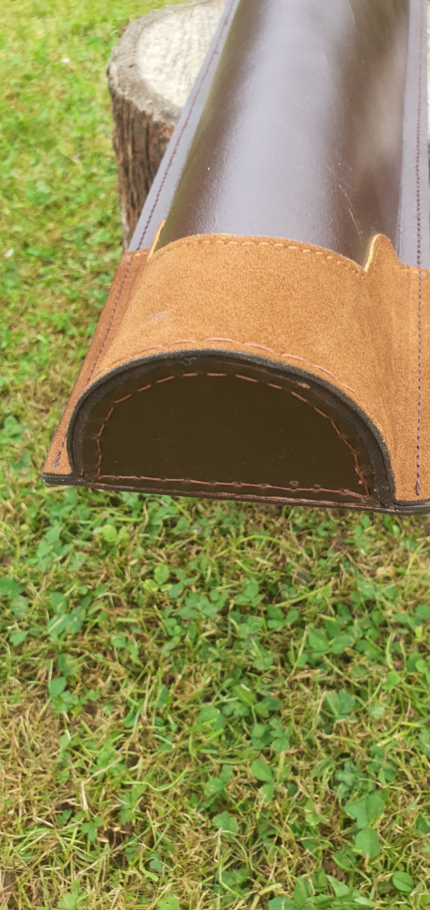 Split leather traditional quiver
