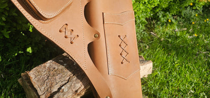 Premium traditional style quiver