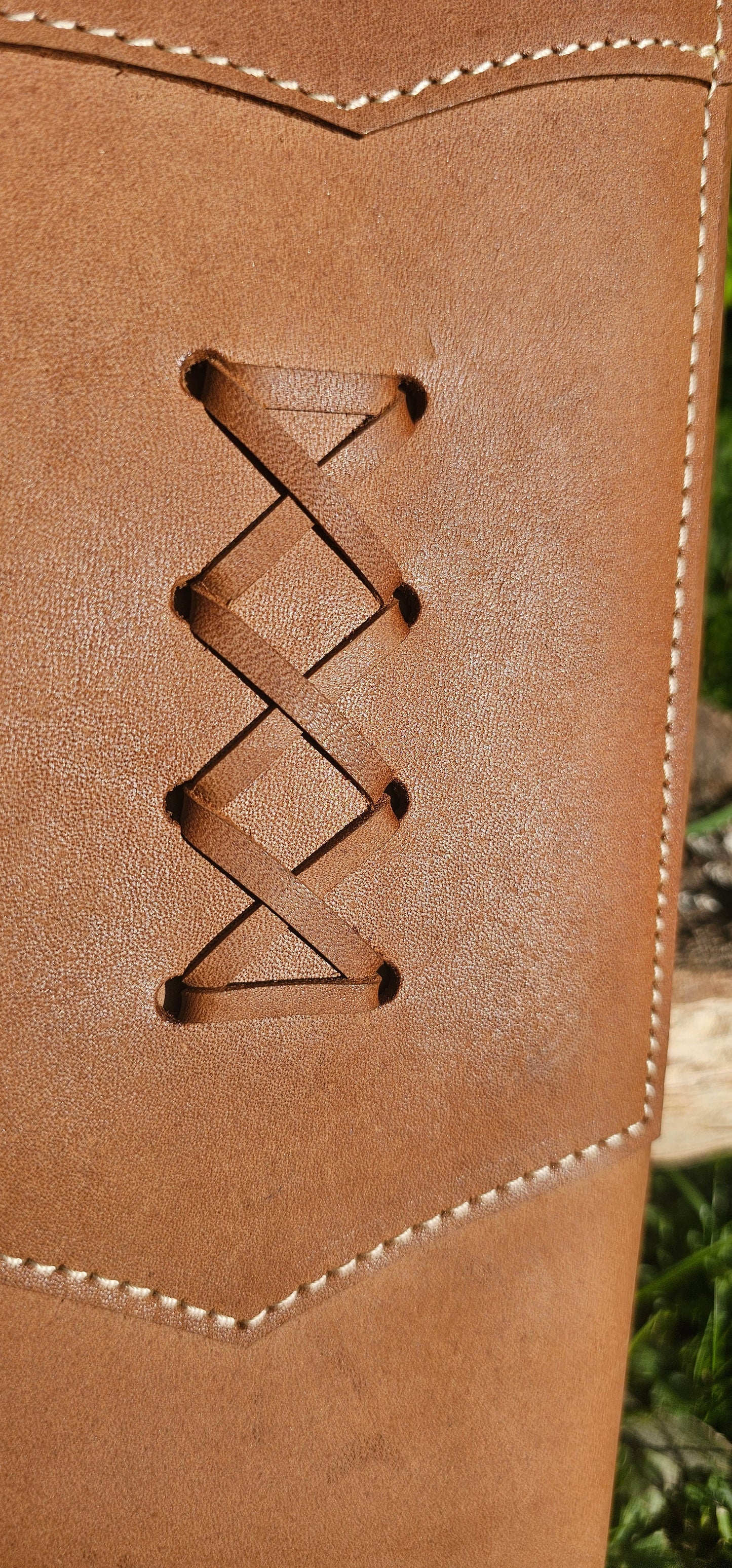 Premium traditional style quiver