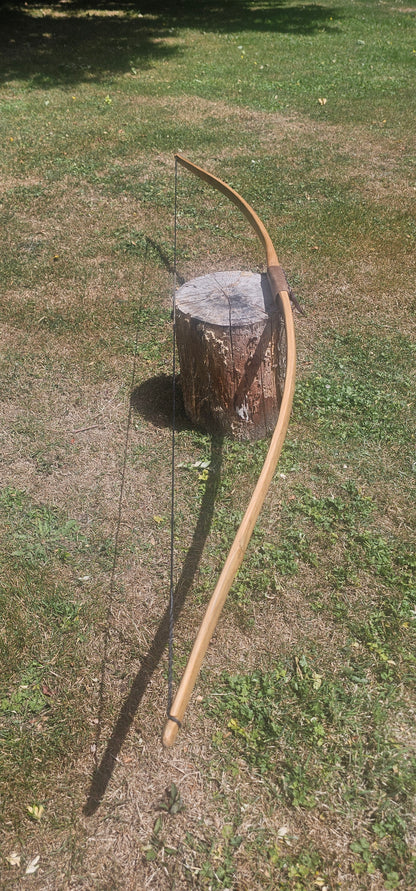 Varang longbow - Ash longbow with bamboo lamination